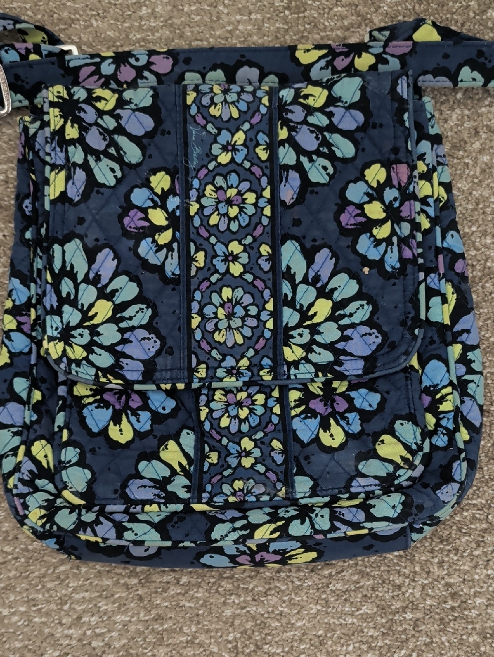 Vera Bradley Pop Art Navy Quilted Floral Crossbody Strap Bag